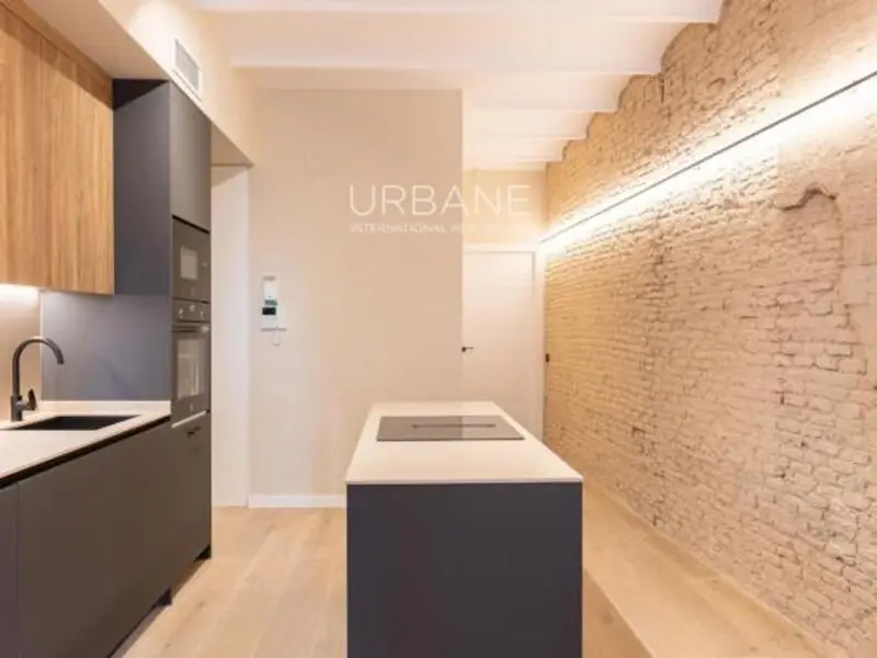 Apartamento en Barrio Gótico 2 habitaciones 2 baños 82m²