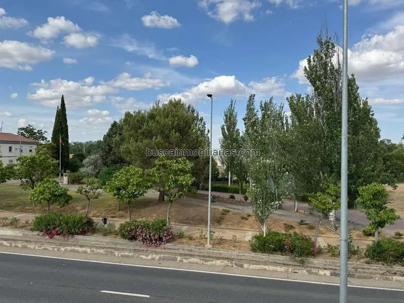 Apartamento en Venta Medina Rioseco 145m2 4 Dormitorios Garaje