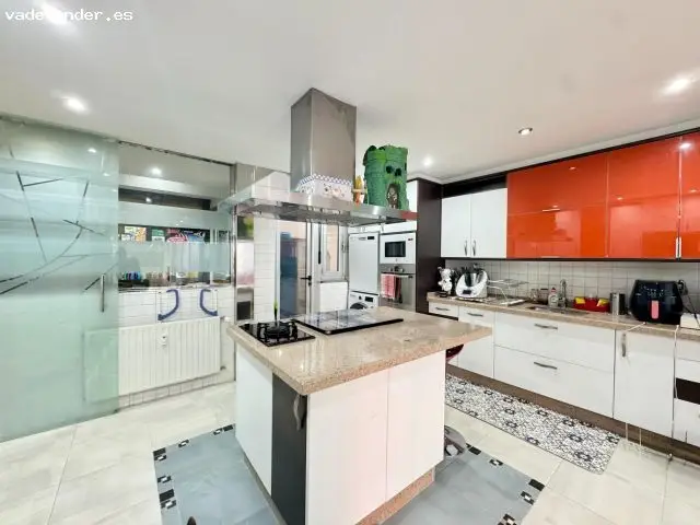 Vivienda con Terraza de 400m2 en Vigo Centro