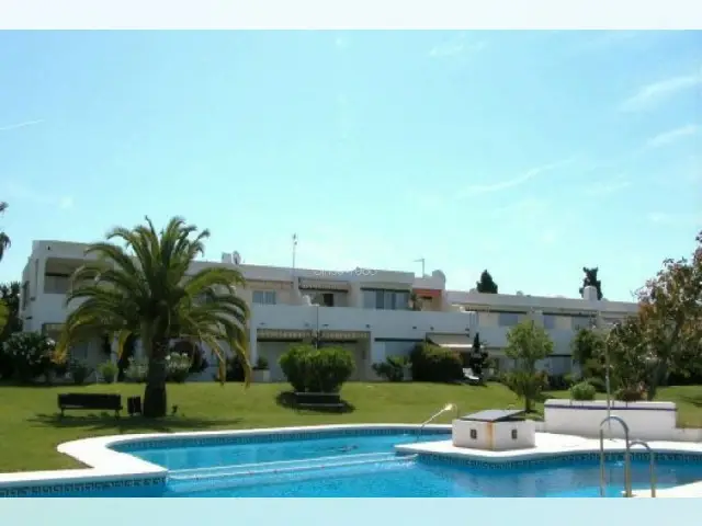 Apartamento 2 Dormitorios Nueva Andalucia Cerca Puerto Banus