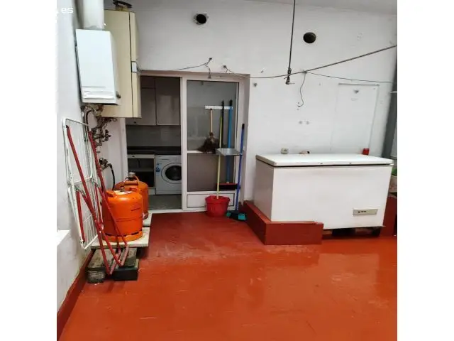 Piso en Pleno Centro con Patio de 30m2 y 4 Dormitorios
