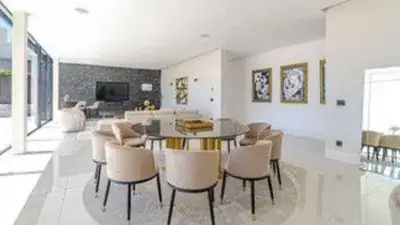 Villa de Lujo en Nueva Andalucía 5 Dormitorios Piscina Privada