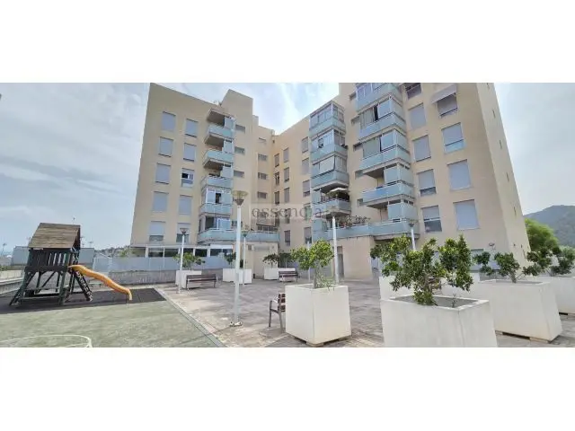 Excelente Vivienda Familiar en Zona Tranquila