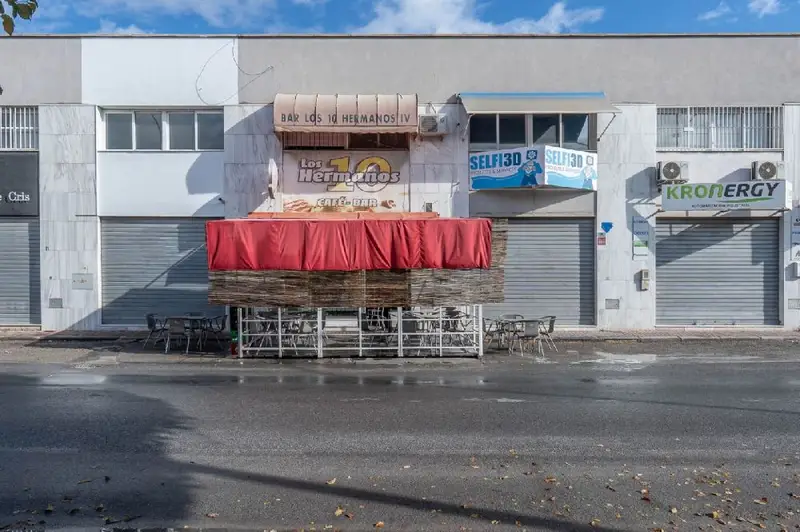 Venta Local Comercial Albolote Juncaril - Negocio en funcionamiento