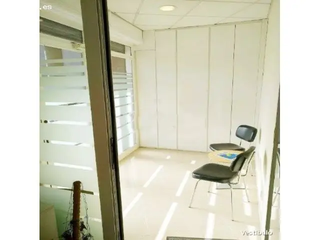 Oficina Comercial Recibidor Sala Almacen Aire Acondicionado