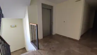 Piso en venta en Calle de las Cruces Valdepe
				ñas Ciudad Real