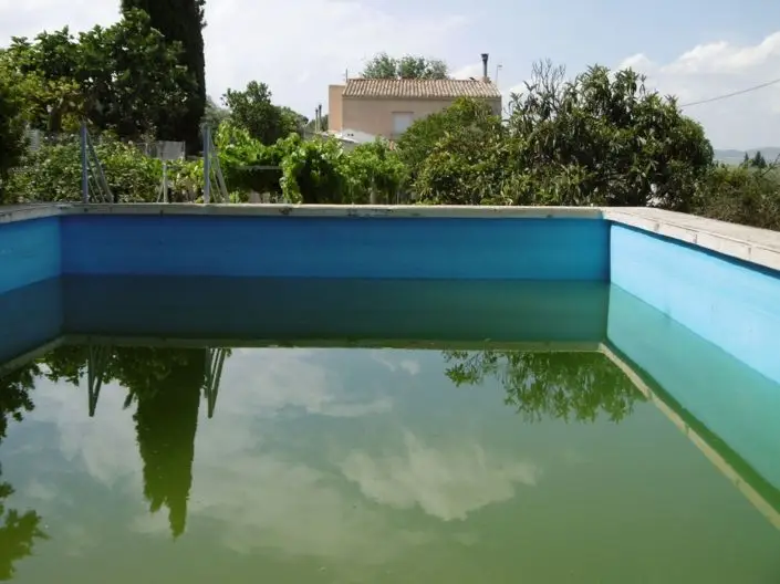 Villa de 6 Dormitorios en Venta