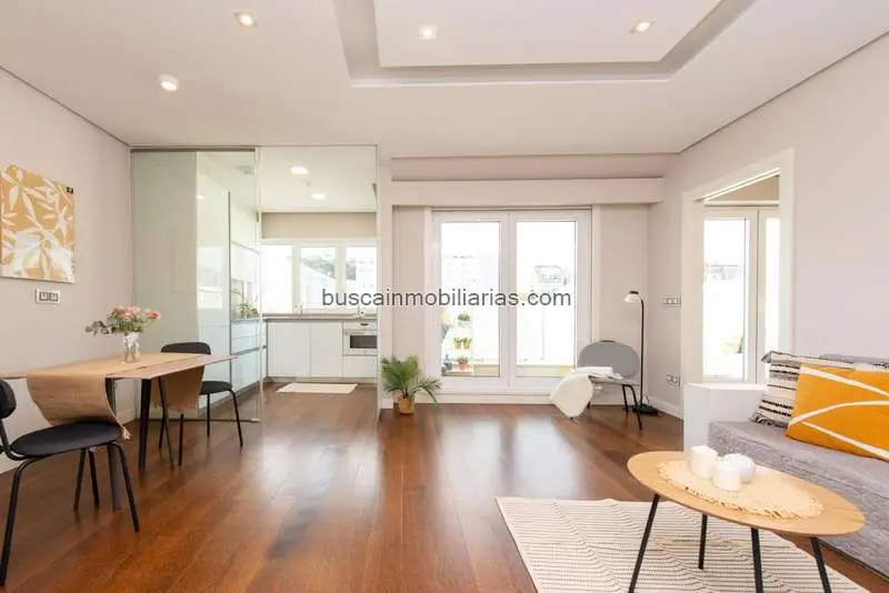 Piso en venta A Coruna centro dos habitaciones terraza