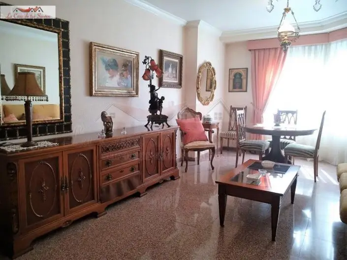 Apartamento 4 Dormitorios en Sax Centro