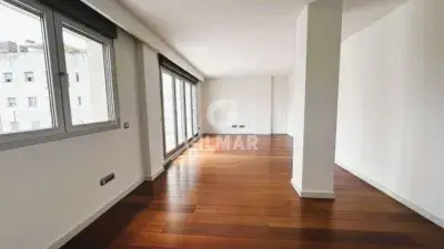 Piso en alquiler en Avda. Europa
