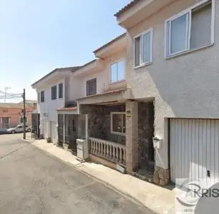 Chalet Adosado 146m2 Cedillo del Condado 4 Dorm 2 Baños