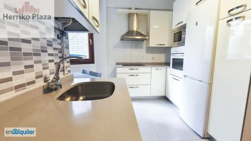 Alquiler Piso 3 habitaciones 2 baños Centro Barakaldo