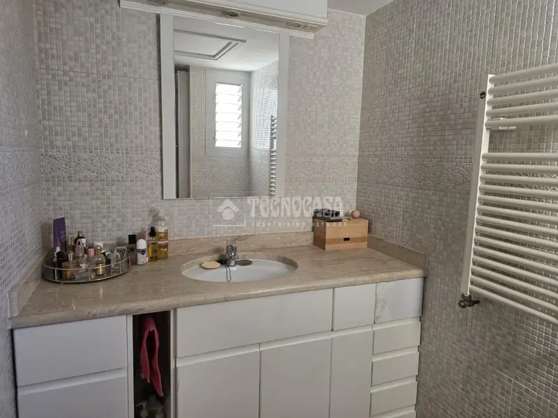 Piso en venta en Gracia 3 habitaciones parking cerca metro