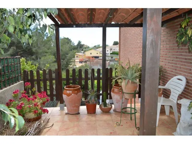 Casa con Vistas al Mar y Montaña en Calafell