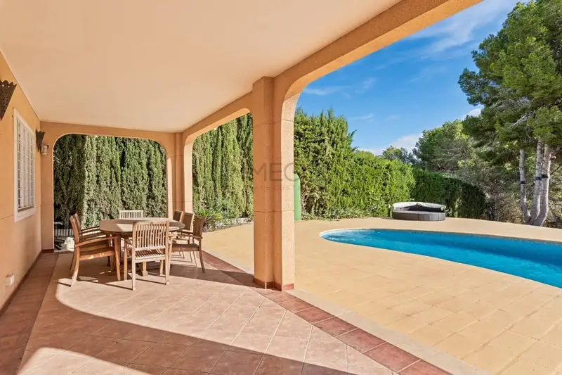 Chalet en venta Los Balcones Torrevieja 4 dormitorios piscina privada