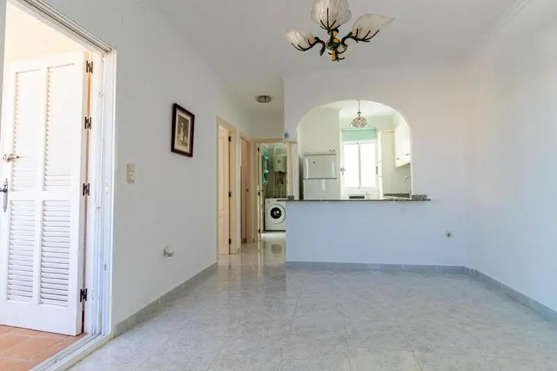 Bungalow en Venta Torrevieja 2 Dormitorios Jardin Piscina