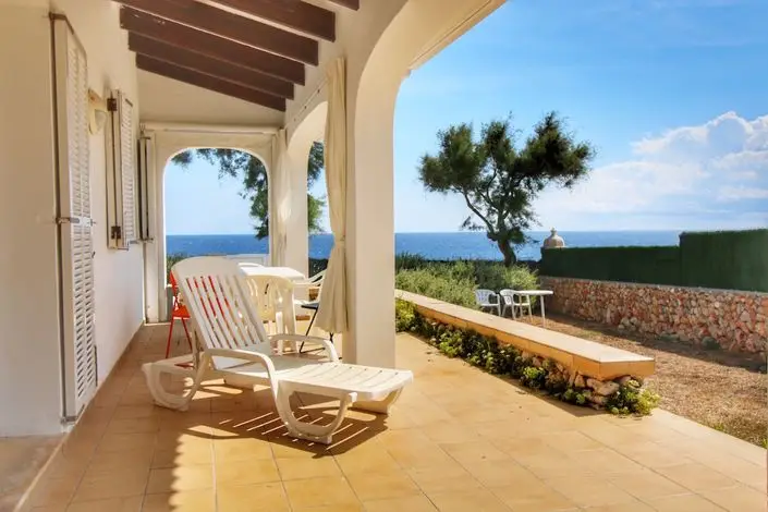 Villa en Venta 3 Dormitorios Primera Linea de Mar
