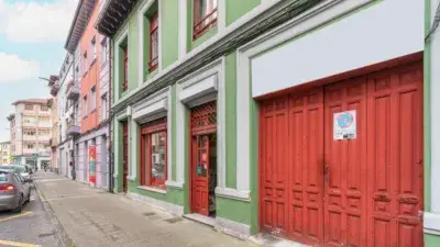 Edificio con 3 viviendas y local comercial en Lada Alta rentabilidad