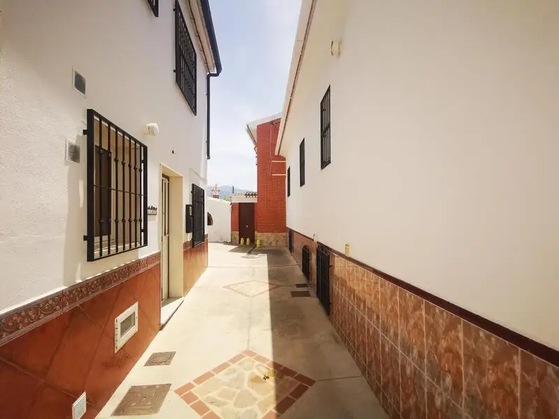 Casa Adosada 1 Dormitorio Periana Malaga