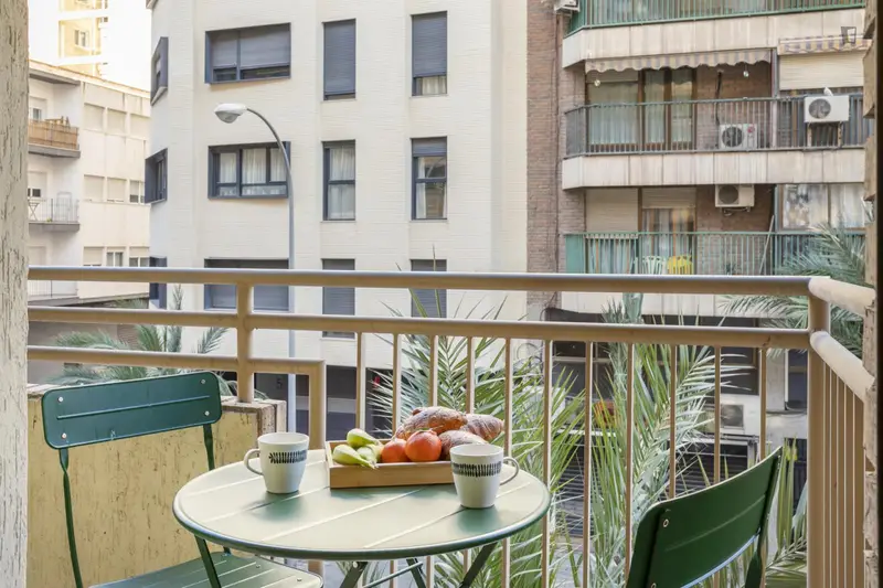 Coliving Alicante: Habitaciones Amuebladas con Servicios Incluidos