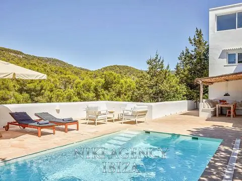 Casa con Encanto en Cala Vadella 8 Dormitorios 2 Piscinas