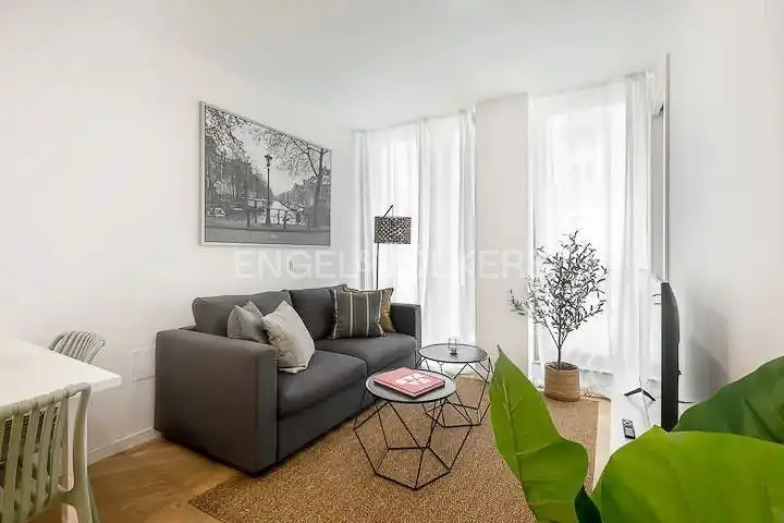 Apartamento en Alquiler Madrid 2 dormitorios 1 ba
										
										
										
										
										
										
										
										
										
										
										
										
										
										
										
										
										
										
										
										
										
										
										
										
										
										
										
										
										
										
										
										
										
										
										
										
										
										
										
										
										
										
										
										
										
										
									ño