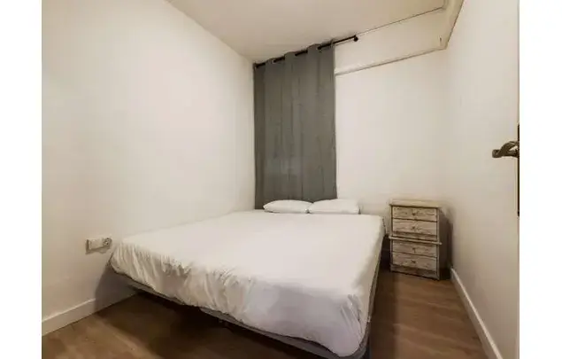 Apartamento 3 Dormitorios Barcelona 65m2 Amueblado