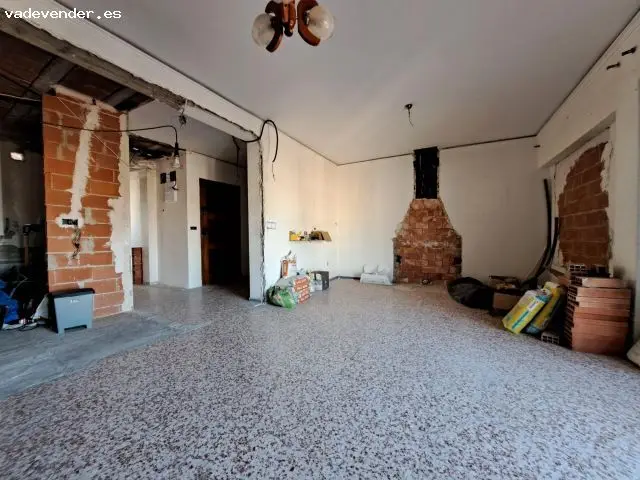 Piso amplio y luminoso en Carcaixent zona estacion