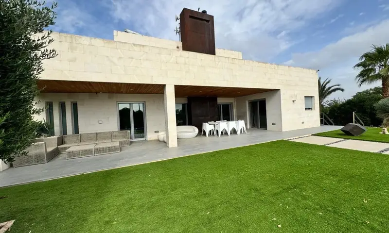 Chalet de Lujo en Lorca con Gimnasio y Piscina