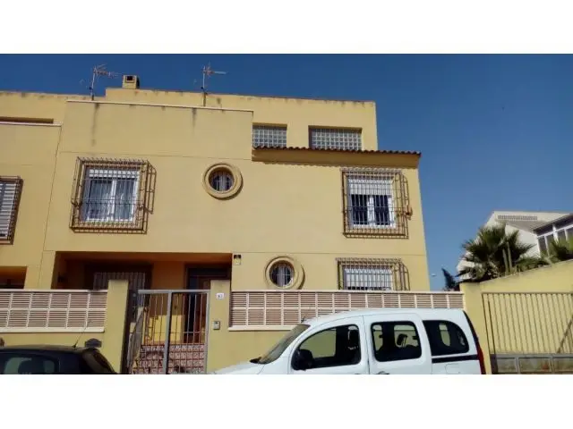 Chalet en Venta El Ejido Norte 4 habitaciones 4 baños