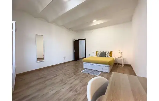 Alquiler Habitacion 77m2 Barcelona Piso Amueblado