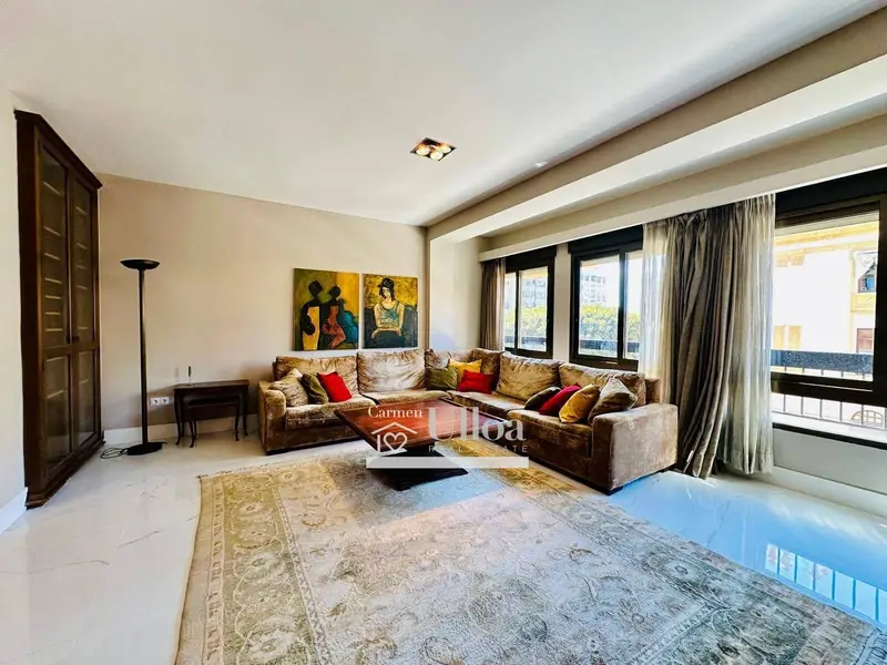 Apartamento en Alquiler Alicante Centro 139m2 Amueblado