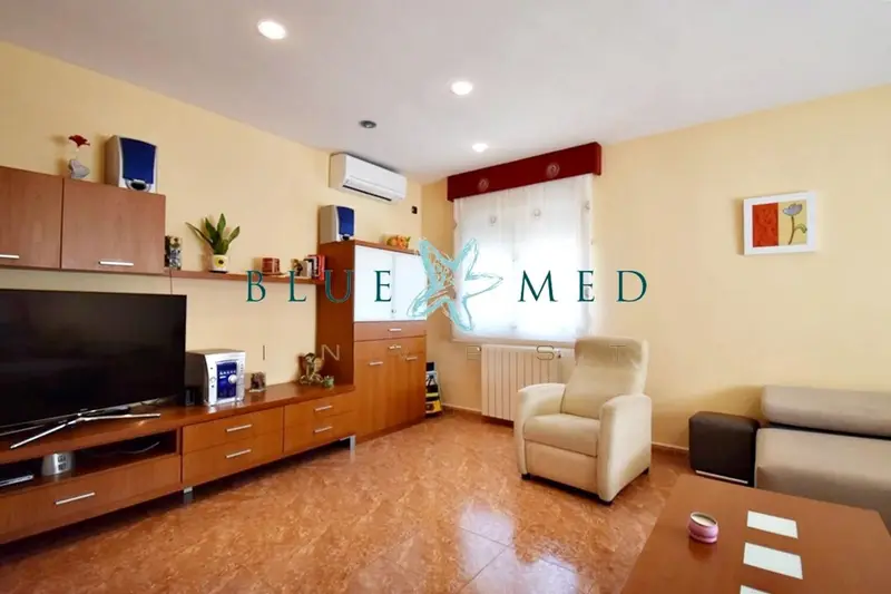 Apartamento en venta 3 plantas terraza solarium Mazarrón Murcia