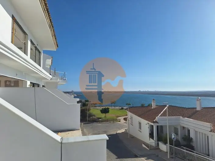 Dúplex en Ayamonte con Vistas al Río Guadiana