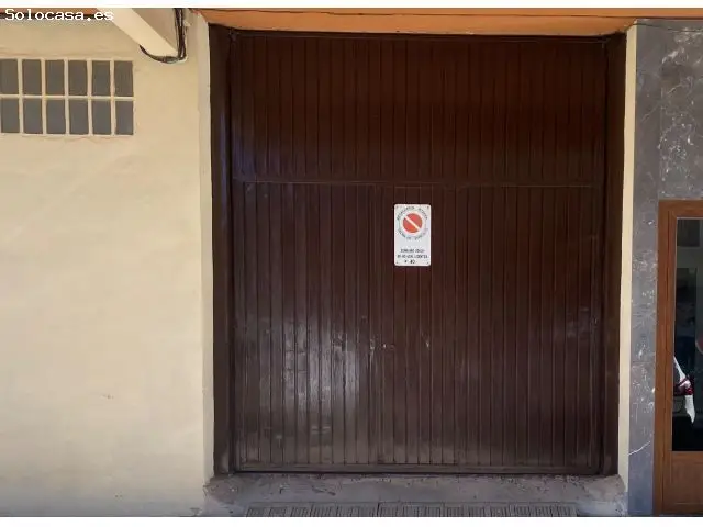 Local Comercial en Zumaia: 72m2 con Sótano y Licencia de Vado