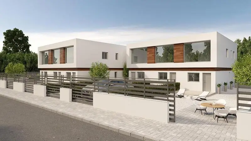 Adosados en Orihuela Costa: Piscinas, Golf y Playas Cercanas