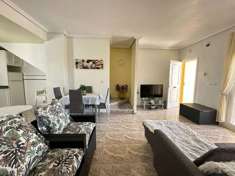 Apartamento en Orihuela Costa con Piscina