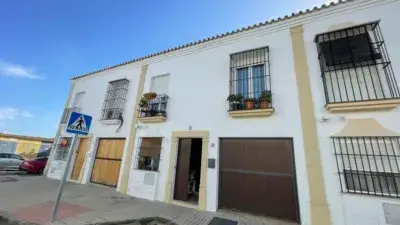 Casa adosada en venta en Calle Gloria Fuerte, Número 28