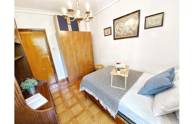 Apartamento 3 dormitorios para estudiantes en Madrid Aluche