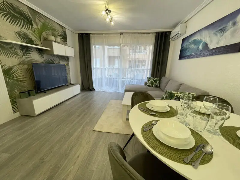 Apartamento 2 Dormitorios Torrevieja Cerca del Mar