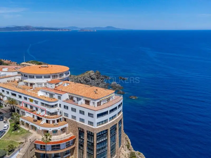 Apartamento en Venta Begur Girona Vistas al Mar Licencia Turistica