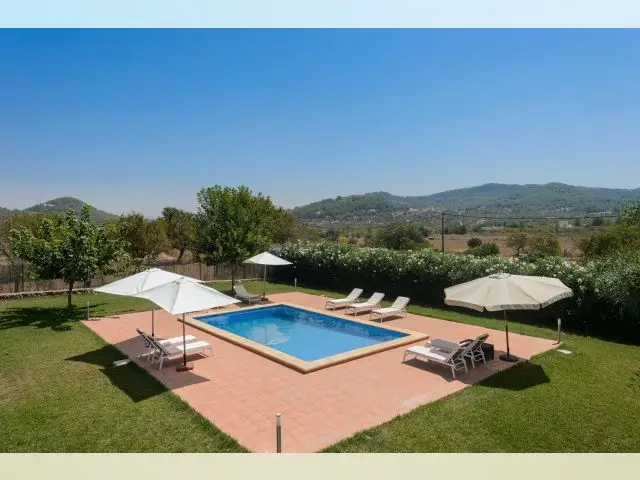 Chalet 5 Dormitorios Ibiza Alquiler