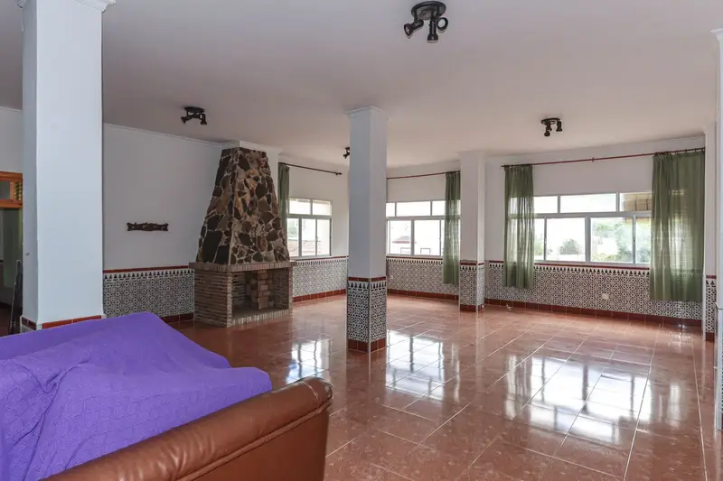 Piso 26 Dormitorios Tolox España Venta