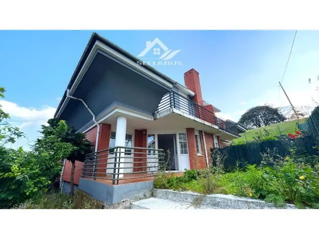 Chalet Pareado en La Esprilla cerca de Santander