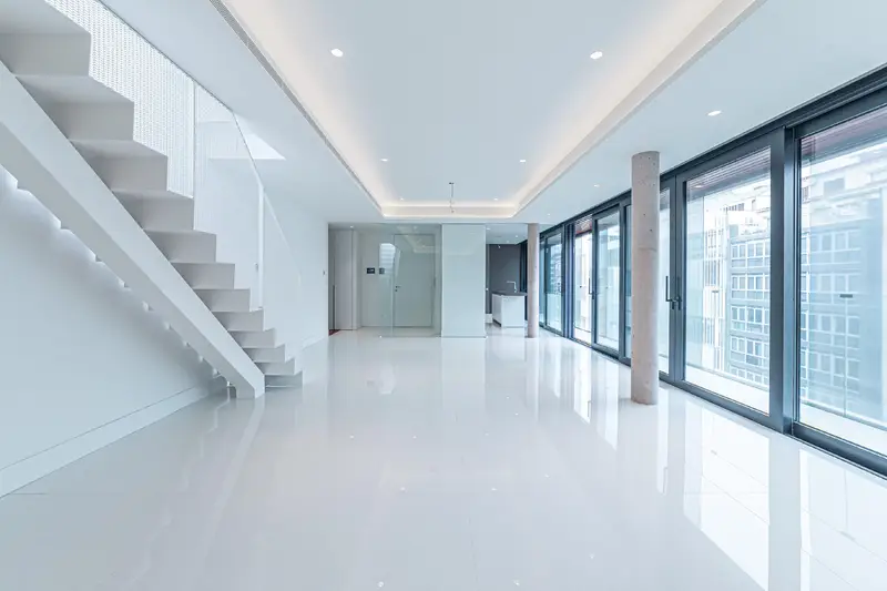 Ático de Lujo con Piscina Privada y Solarium - 3 Hab 3 Baños