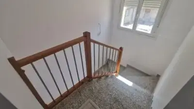 Casa adosada en venta en Luceni