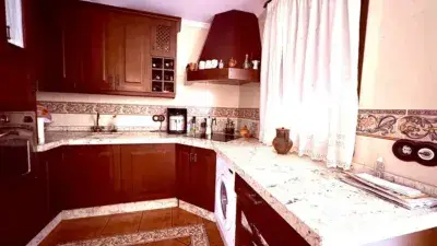 Casa Adosada en Venta La Rinconada 4 Dormitorios 3 Baños