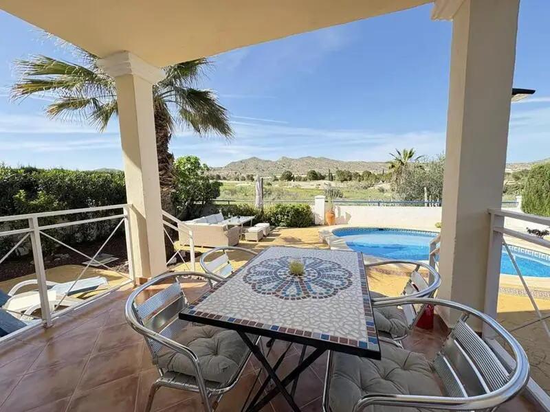 Villa en Altaona Golf con Vistas Panorámicas