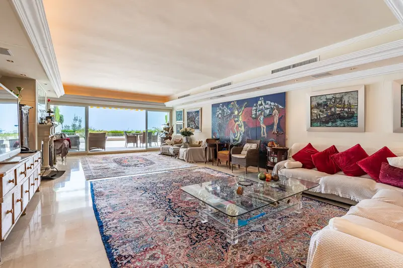 Apartamento 3 Dormitorios Milla de Oro Marbella