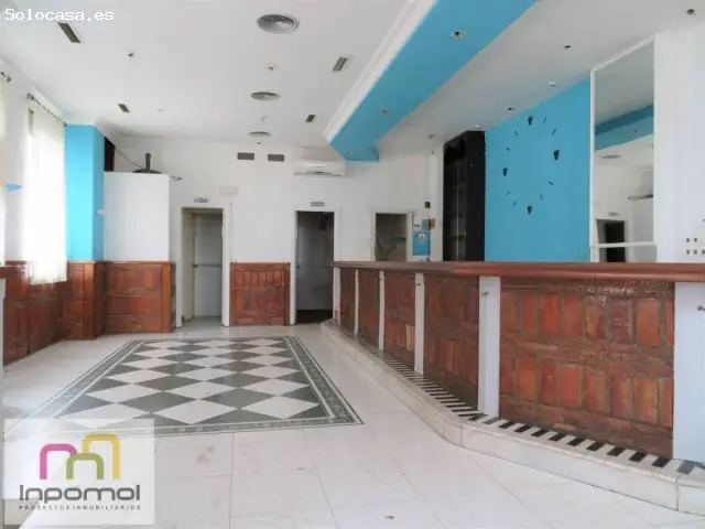 Cafeteria en Valdepasillas planta baja 2 aseos